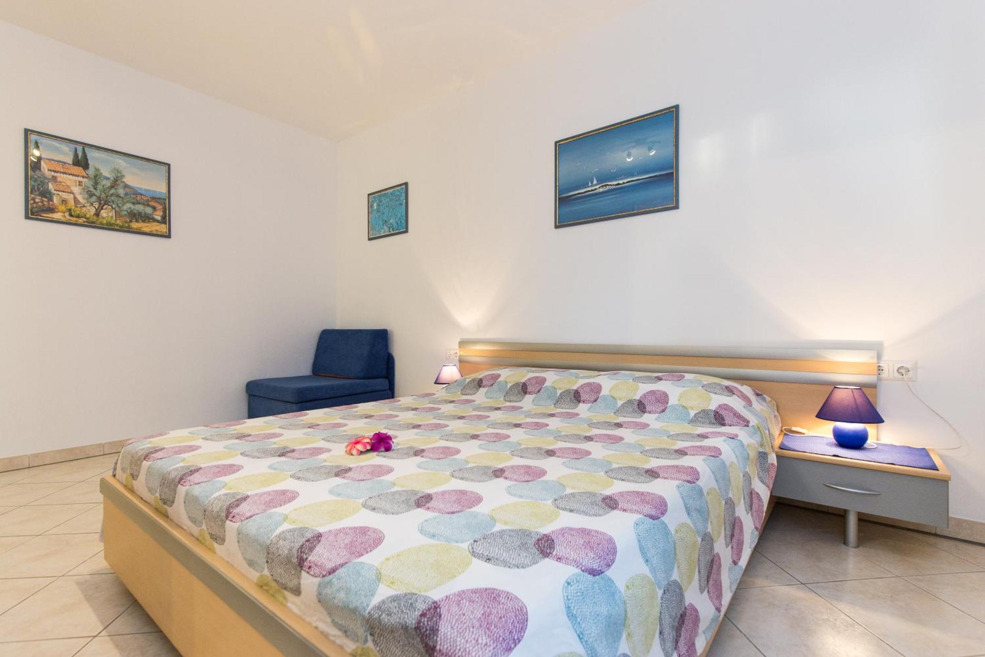 Neda Apartment Punat Ngoại thất bức ảnh