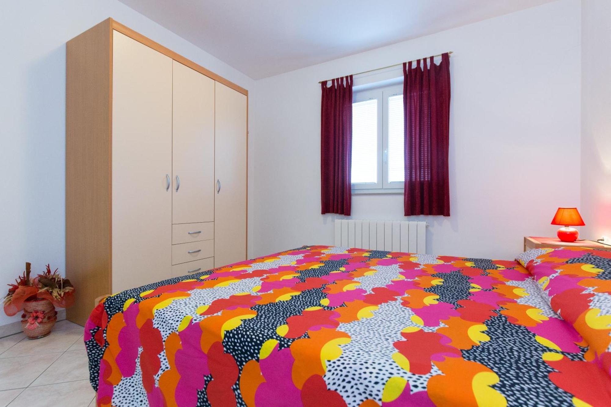 Neda Apartment Punat Ngoại thất bức ảnh